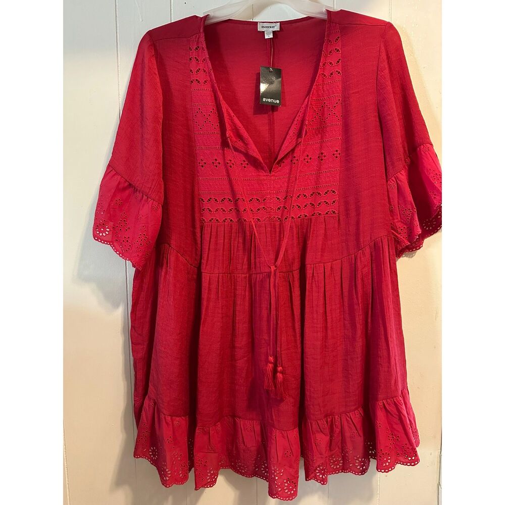 Avenue Women’s Top Blouse Tunic Size 16 Strawberry Pink Eyelet Ruffle Boho NEW